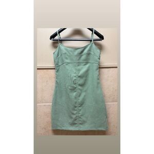 green emerald velvet dress Six Stories Green Twist Back Satin Flower Girl Dress US 4 Womens main image 0